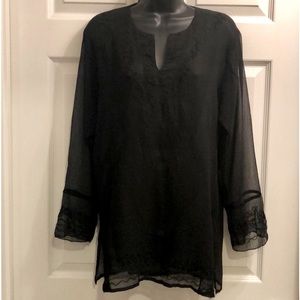 Pretty Cover Up Lace Trimmed Sheer Polyester ~Size Medium 🏖️~by “Sand N Sun”